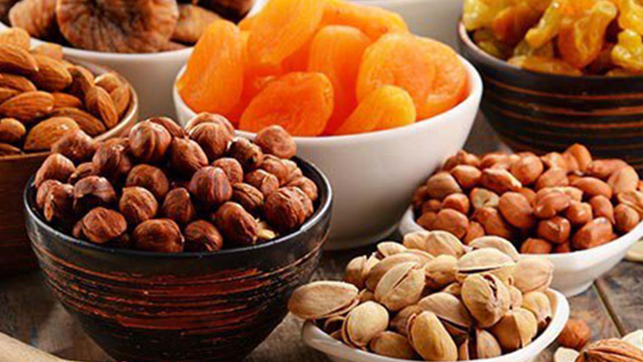 Nuts and dried fruits