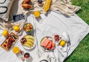 Picnicking in August